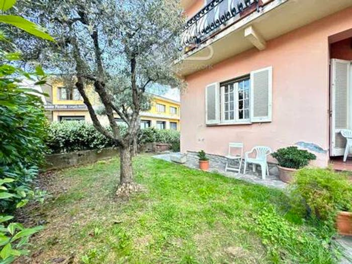 Casa con 6 locali in vendita in Via I Maggio Nn, Centro, Monsummano Terme