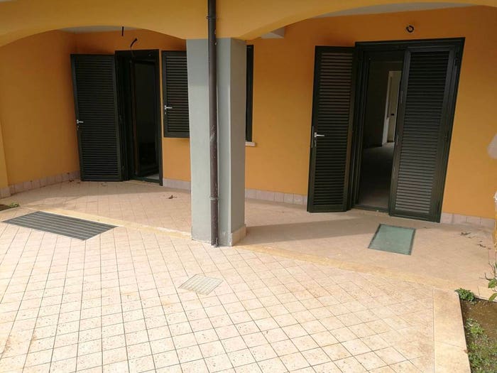 Appartamento trilocale in vendita in Via Padre Romualdo Formato, Rotondi