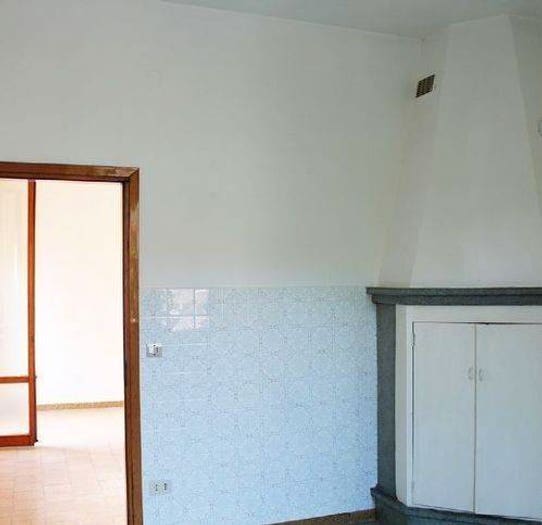 Appartamento con 6 locali in vendita in Via G Oberdan, Centro, Fermignano