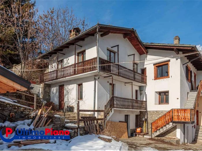 Appartamento quadrilocale in vendita in loc Arsaniere, Gignod