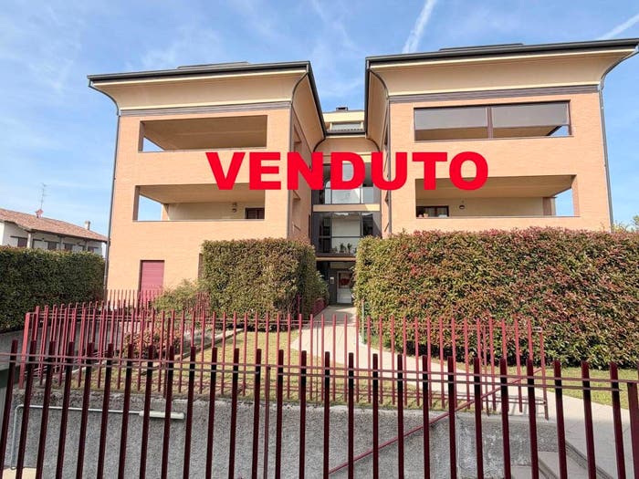 Appartamento trilocale in vendita in Via verdi, Cesate