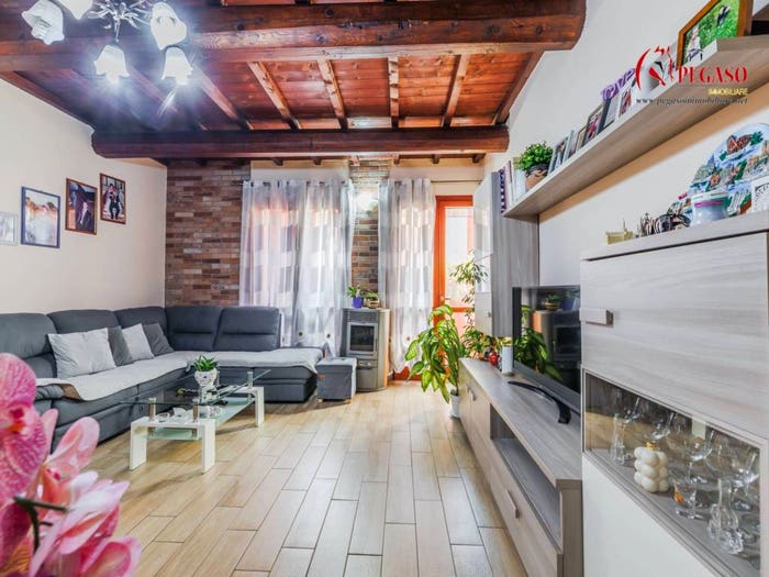Appartamento quadrilocale in vendita in Via Mammianese Nord, Centro, Pescia