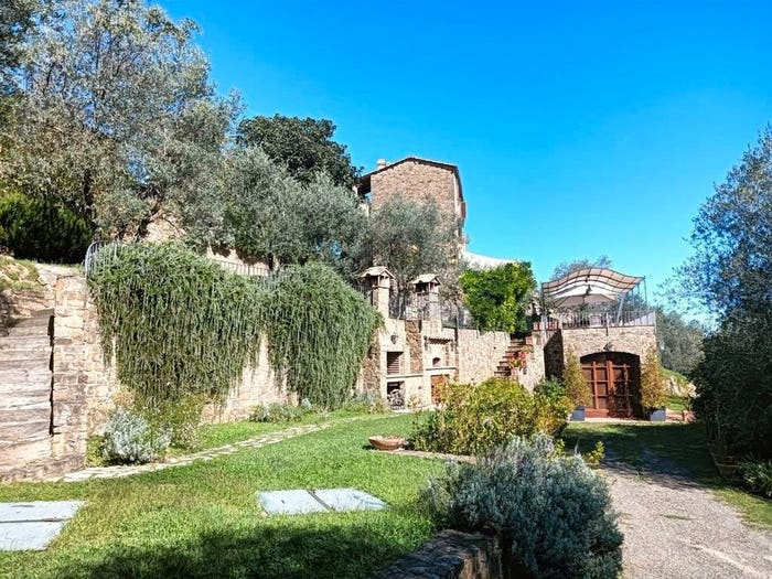 Casa in vendita in Montalcino