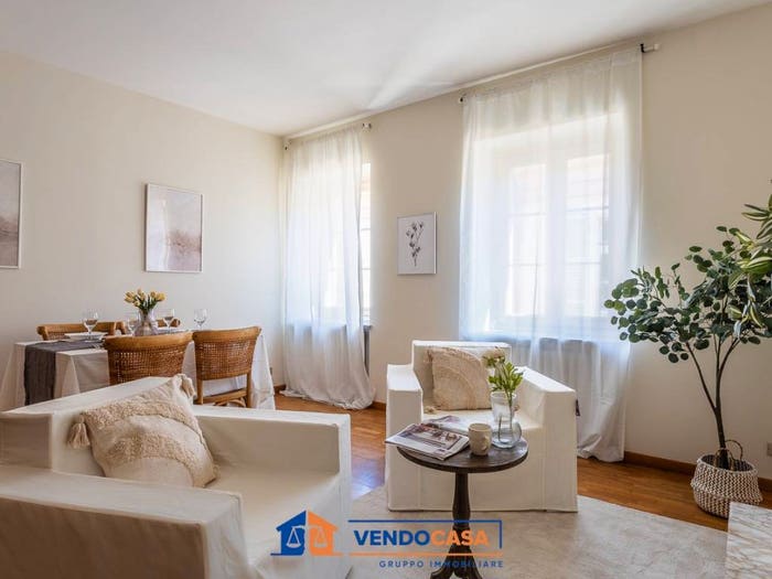Appartamento quadrilocale in vendita in Via Roma, Centro Storico, Cuneo