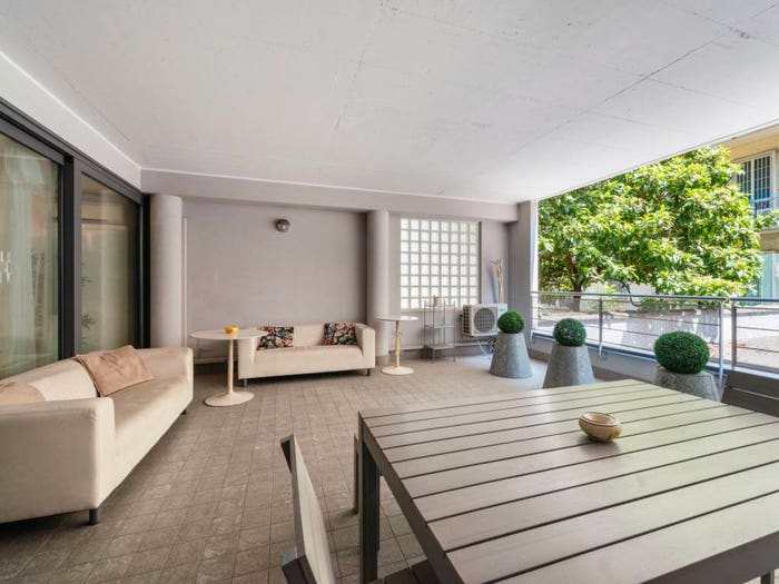 Appartamento trilocale in vendita in Via Giulio Ceradini, Plebisciti Susa, Milano