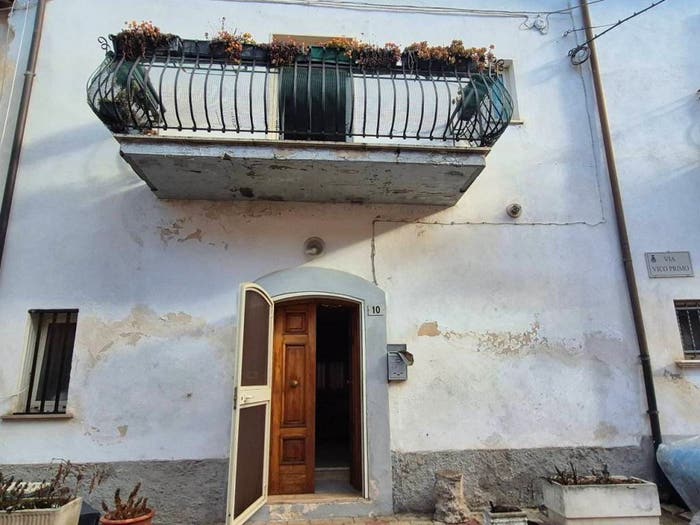 Appartamento quadrilocale in vendita in Via Ospizio, Centro, Pescina