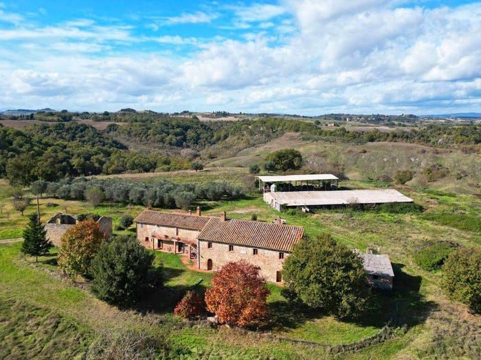 Casa con 6 locali in vendita in Via di Asciano, Centro, Asciano