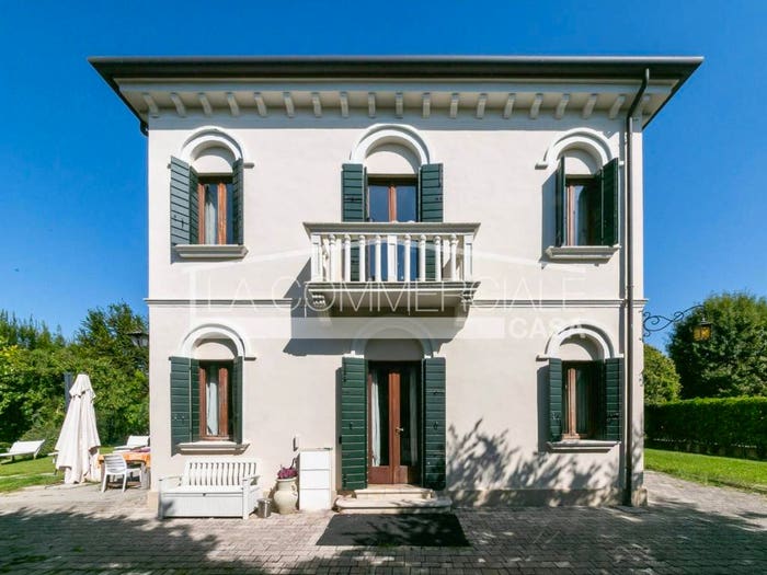 Casa con 6 locali in vendita in Centro, Mogliano Veneto
