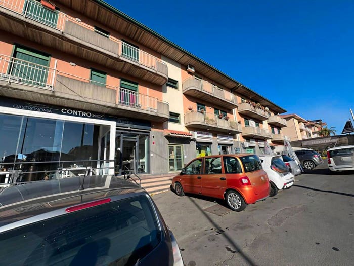 Appartamento trilocale in vendita in Via Antonio Gramsci, Centro, Gravina di Catania