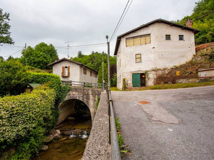 Casa con 6 locali in vendita in Via Cesare Cantù, Nava, Colle Brianza