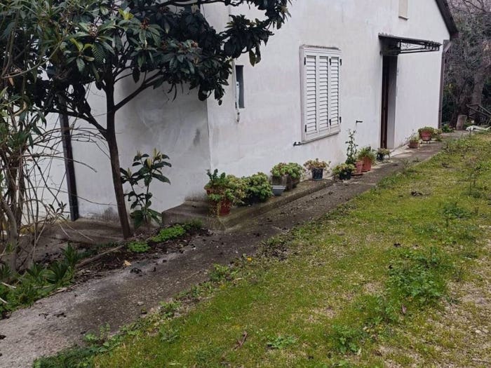 Appartamento con 6 locali in vendita in Archi