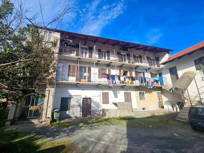 Appartamento trilocale in vendita in Via Nello Pettigiani, Centro, Caprie