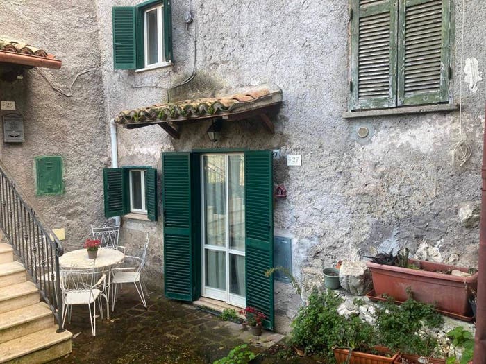 Appartamento con 5 locali in vendita in Via del Colle, Centro, Arcinazzo Romano