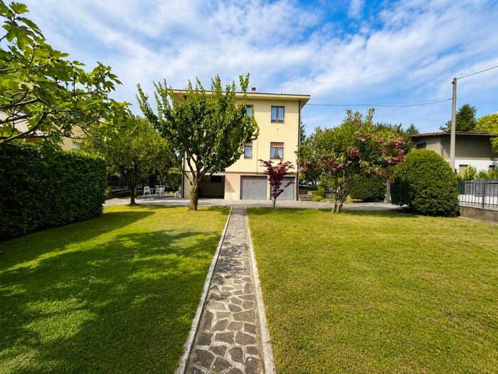 Casa con 6 locali in vendita in Via Silvio Pellico, Centro, Mozzo