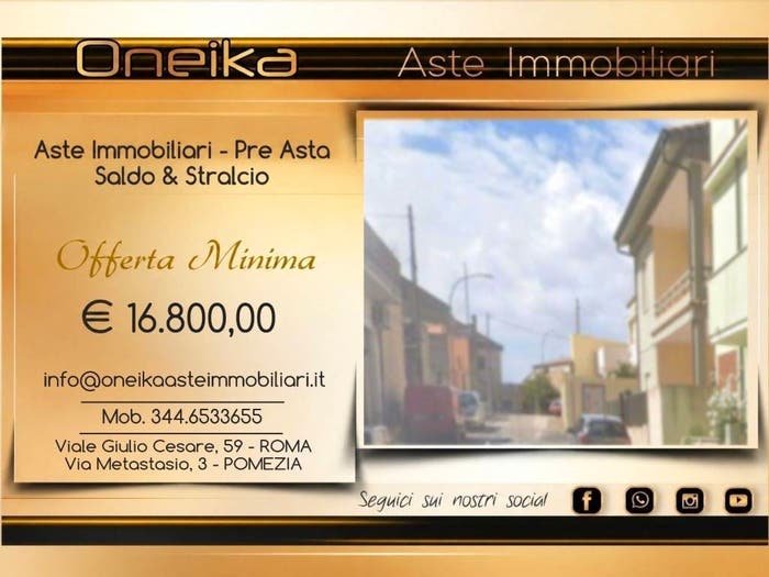 Appartamento con 5 locali in vendita in Viale Antonio Gramsci, Centro, Arbus