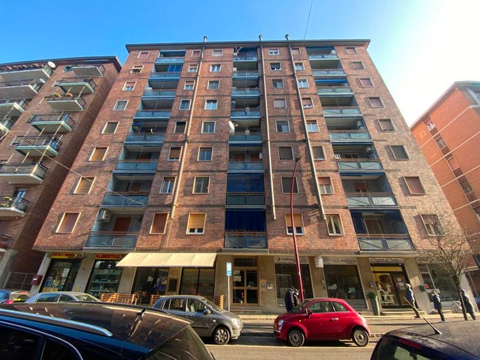 Appartamento trilocale in vendita in Via Giardino, Melegnano