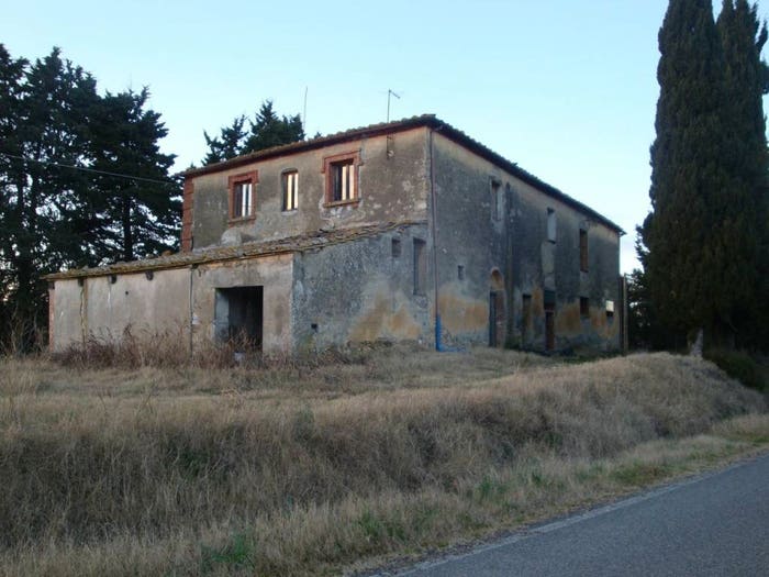 Casa con 6 locali in vendita in Centro, Pomarance