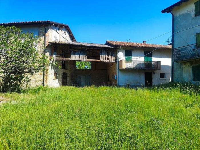 Casa con 6 locali in vendita in Via Caprari, Ca' Caprari, Vezzano sul Crostolo