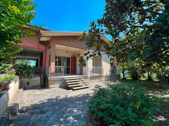 Casa con 6 locali in vendita in Via Molinetto, Longastrino, Argenta