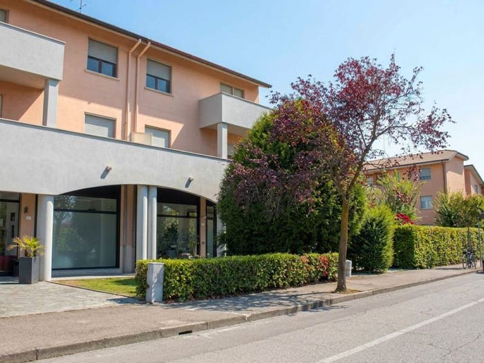 Appartamento trilocale in vendita in Via Leonardo da Vinci, Centro, Maleo