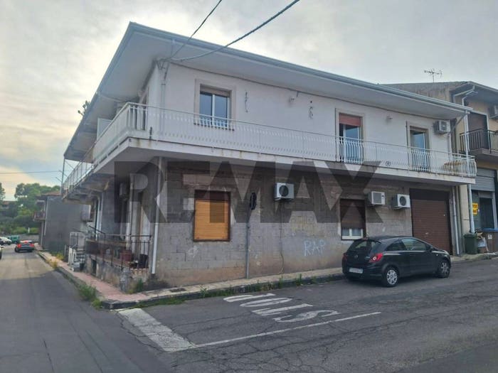 Appartamento quadrilocale in vendita in via Giovanni Falcone, Centro, Belpasso