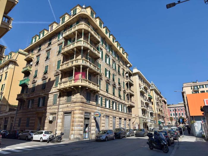 Appartamento con 5 locali in vendita in Via Capo D' Istria, Cornigliano, Genova