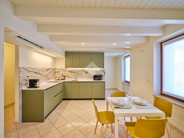 Casa trilocale in vendita in Via Madonna, Centro, Pescantina