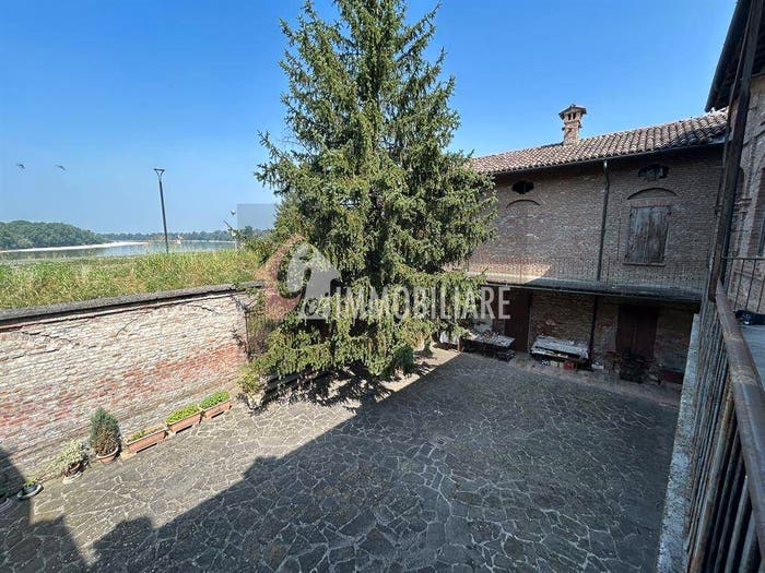 Casa con 6 locali in vendita in Via del Lino, Centro, Casalmaggiore