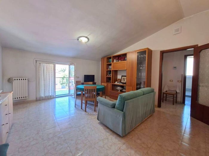 Appartamento trilocale in vendita in Via Taverna Campanile, Centro, Monteforte Irpino