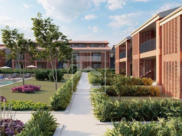 Appartamento trilocale in vendita in Via Forte Fenilazzo, Castelnuovo Del Garda