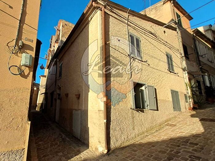 Casa con 5 locali in vendita in Vicolo Stella, Centro, Montegranaro