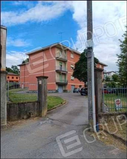 Appartamento quadrilocale in vendita in piazza Carezzano, Centro, Cassano Spinola