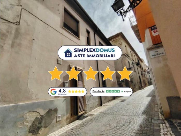 Appartamento con 6 locali in vendita in Via S Vittorino, Torre de' Passeri