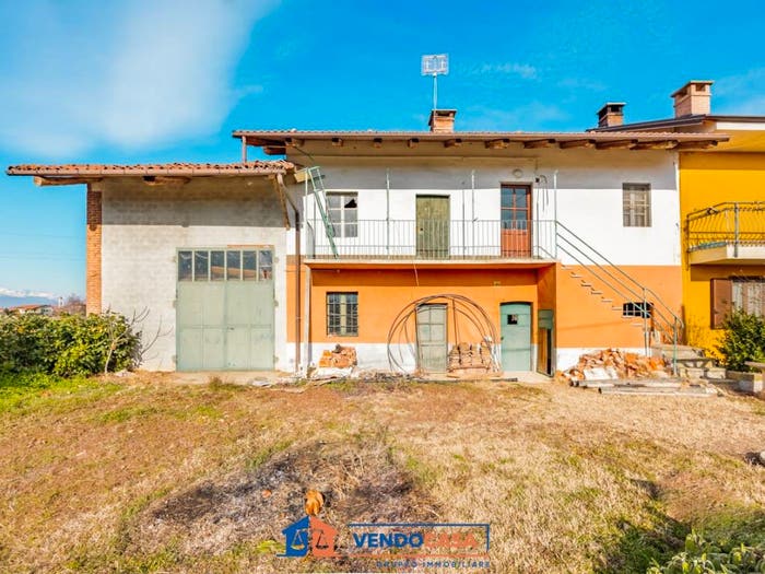 Casa trilocale in vendita in Regione Commenda, Centallo