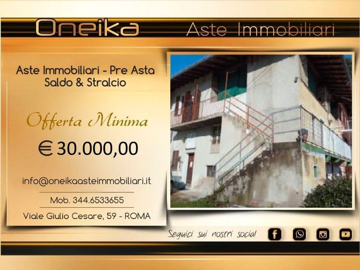 Casa quadrilocale in vendita in Via Vittorio Veneto, Travedona Monate, TravedonaMonate