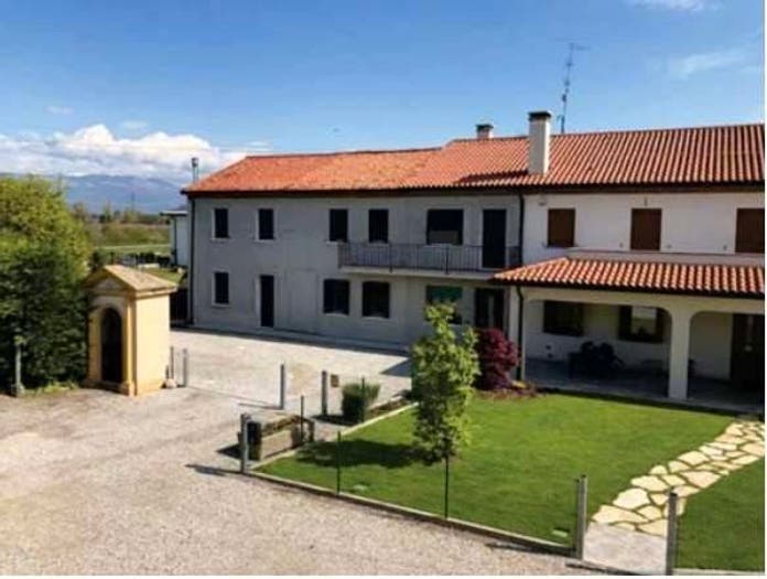 Casa con 6 locali in vendita in Via Vallonto II, Centro, Fontanelle
