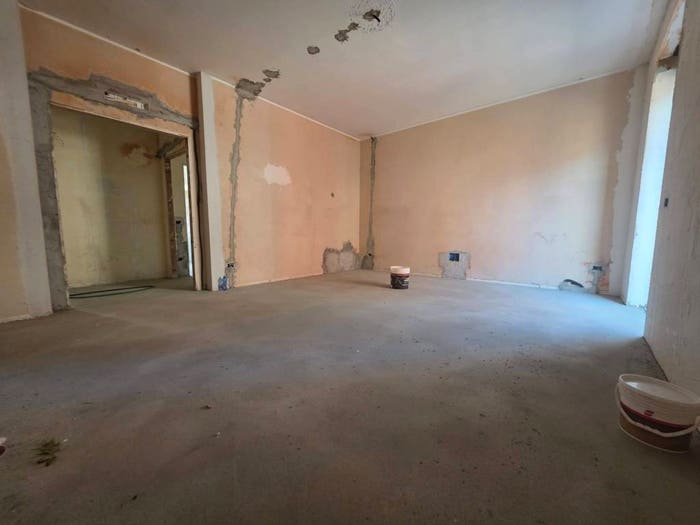 Appartamento quadrilocale in vendita in Via Ezio Levi, Porta Romana, Cremona