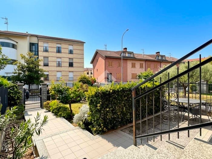 Casa con 6 locali in vendita in Via Eva Barisone, Novi Ligure