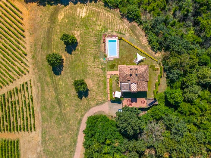 Casa con 6 locali in vendita in Canelli
