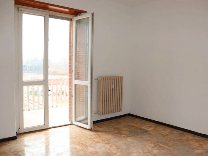 Appartamento quadrilocale in vendita in Via Fratelli Vicari, Centro, Castagnole delle Lanze