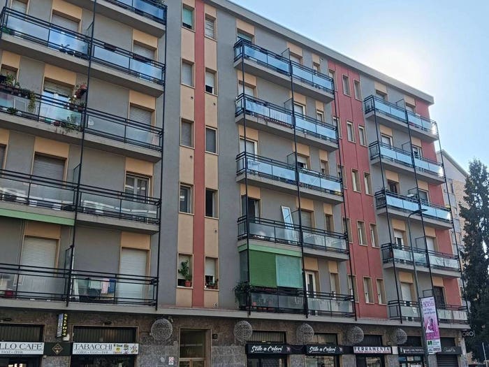 Appartamento trilocale in vendita in Via Marco d'Agrate, Corvetto, Milano