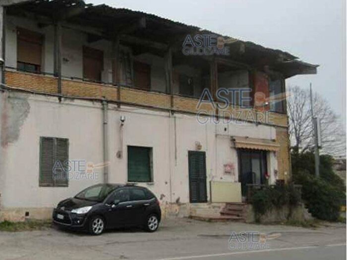 Appartamento con 6 locali in vendita in Via Francesca Uggia Uggiapazzerabizzarrino PT Italia, Uggia Pazzera Bizzarrino, Monsummano Terme