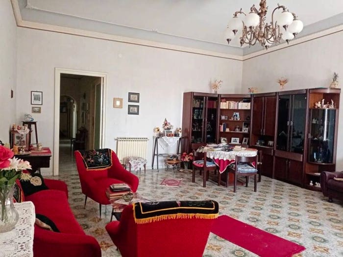 Casa con 6 locali in vendita in Via Fonia No Number, Vizzini