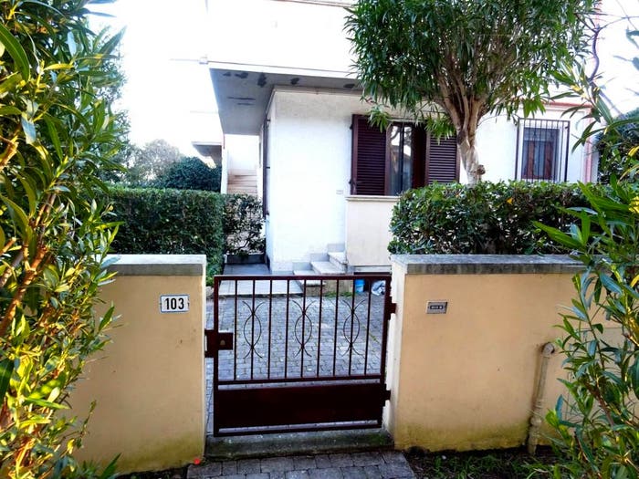 Appartamento quadrilocale in vendita in Viale della Repubblica, Marina di Cecina, Cecina