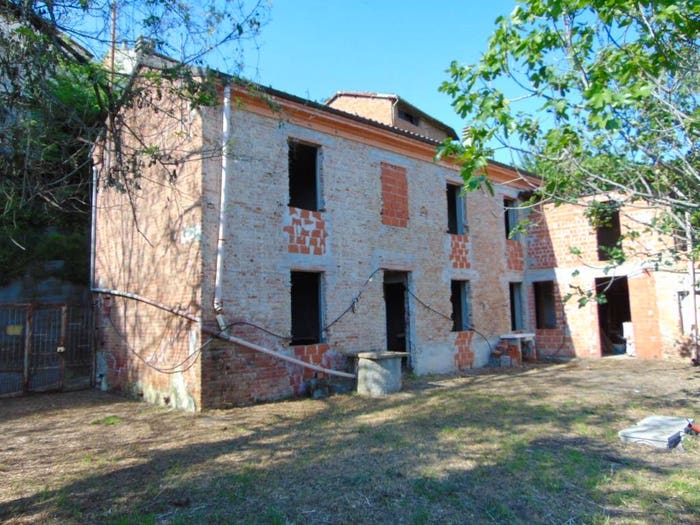 Casa con 5 locali in vendita in Via Roma, Maranzana