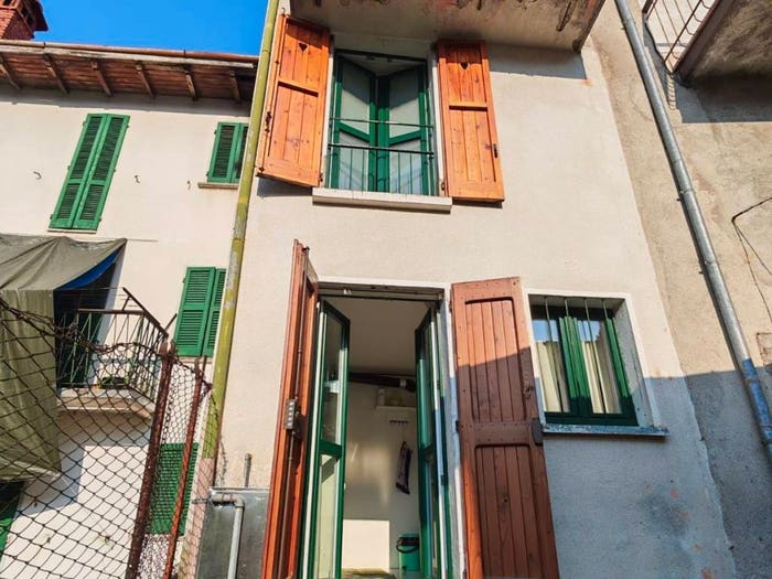 Casa con 5 locali in vendita in Via Caldirolo, Occagno, Schignano