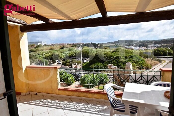 Appartamento bilocale in vendita in Bivano con Veranda E Posto Auto Via Muzzeddu Snc, Santa Teresa Gallura