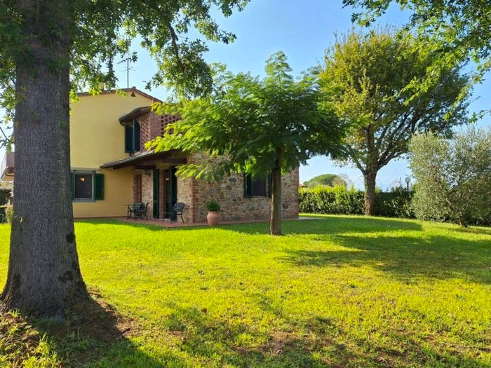 Casa con 6 locali in vendita in Castelfranco di Sotto