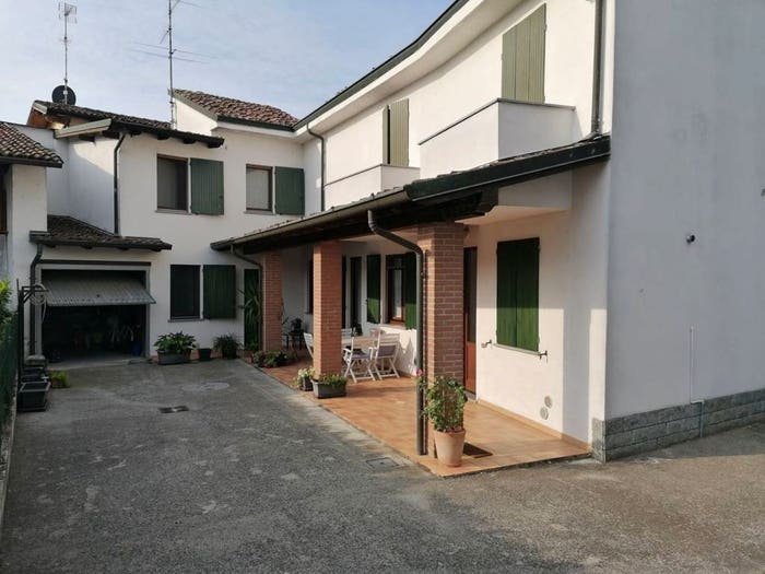 Casa trilocale in vendita in VIA GRADELLA, Nosadello, Pandino