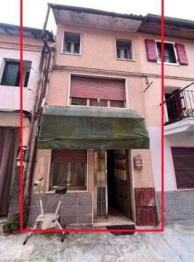 Appartamento trilocale in vendita in Via michelangelo cardina, Centro, Arzignano